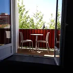 Le Terminus Hotel 2*