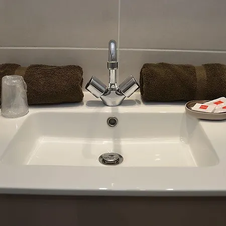 Le Terminus Szálloda Le Lavandou