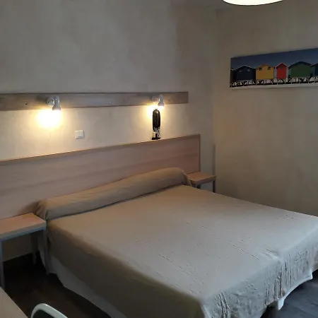 Hotel Le Terminus Le Lavandou