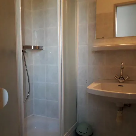 Le Terminus Hotel 2*