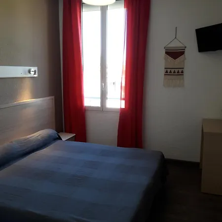 Le Terminus Hotel 2*